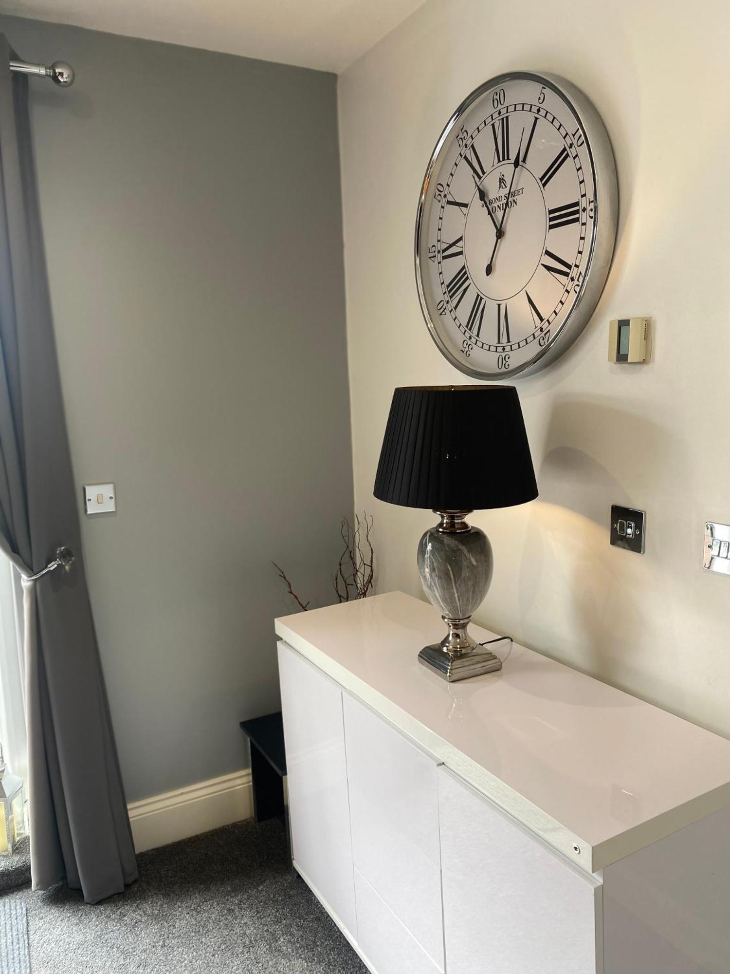 The Brook House - Spacious 3 Bed Home From Home In Burton Exterior foto