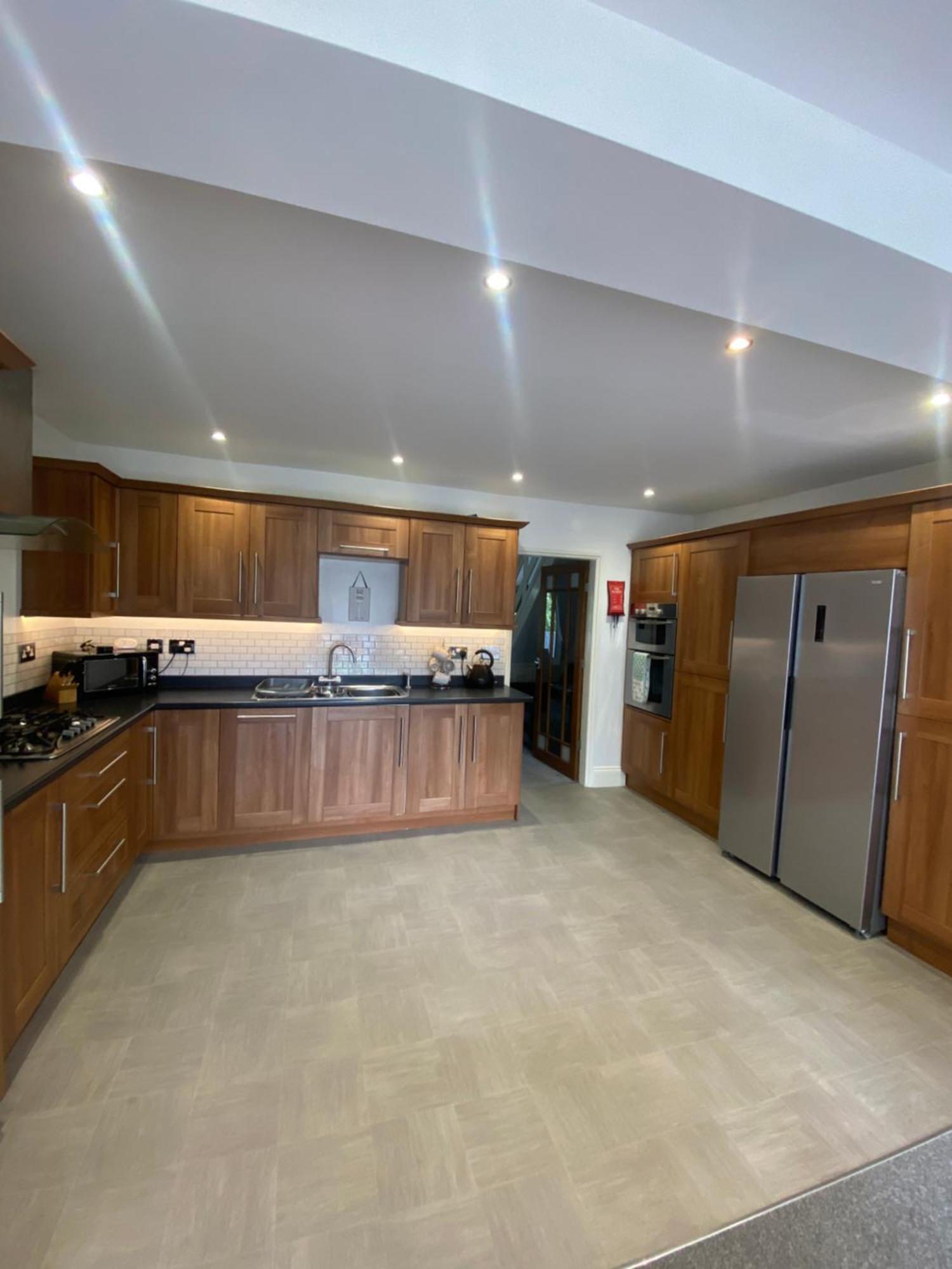 The Brook House - Spacious 3 Bed Home From Home In Burton Exterior foto